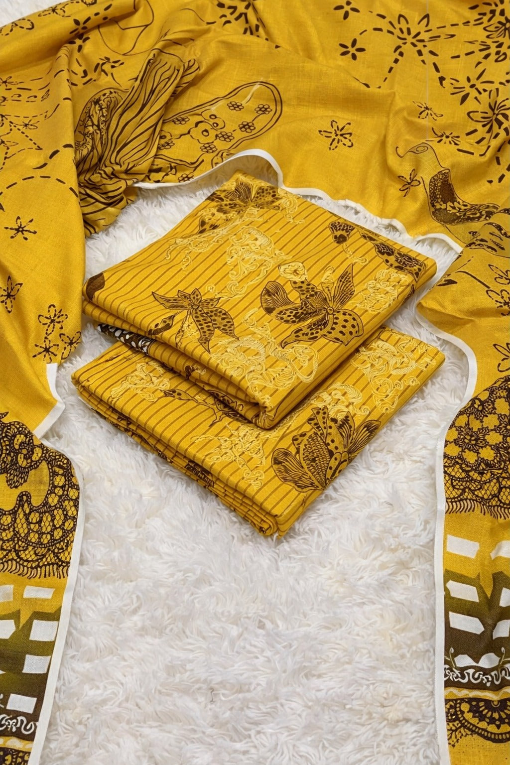 Zahra Zimal Collection: Yellow Mustard Khaddar 3-Piece Suit (Winter 2025 Collection) (Bin Saeed) (K1001)